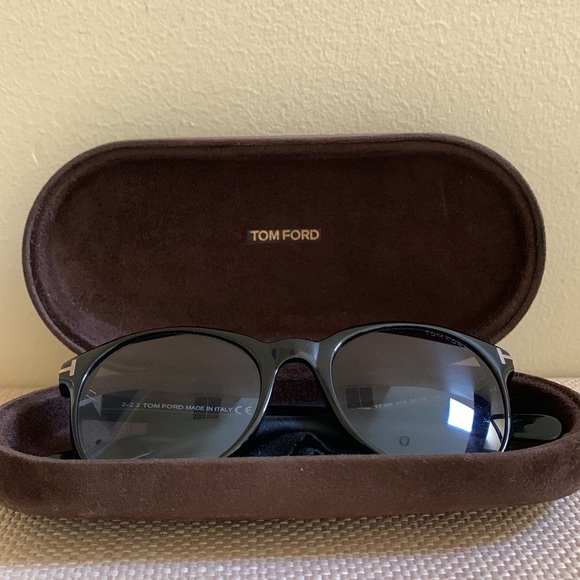 Tom Ford Sunglasses - Picture 5 of 6